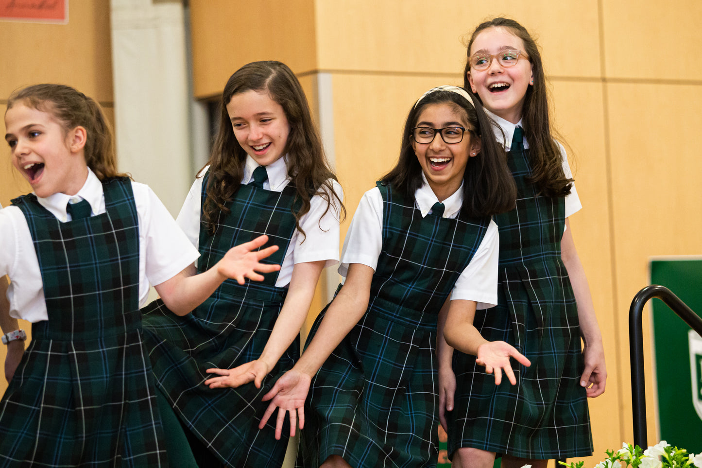 Junior School Gr. 4-6 Tie