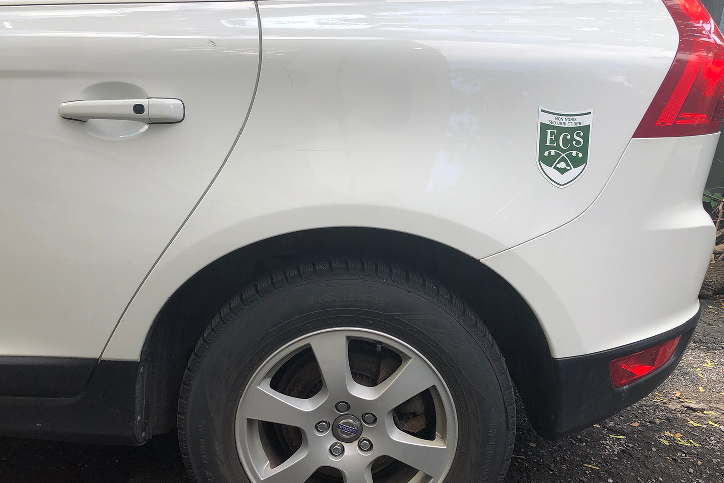 ECS Magnet